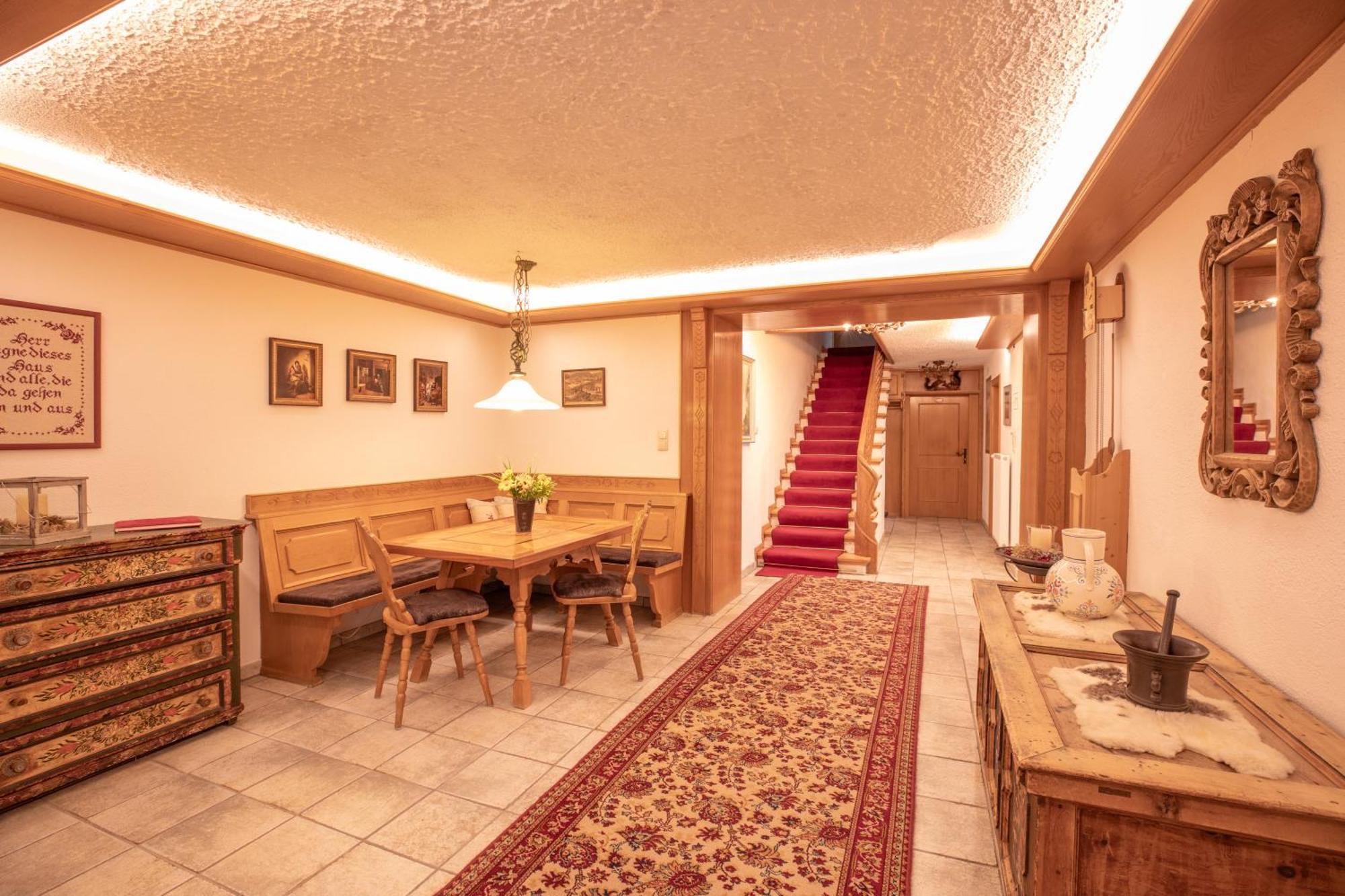 Patteriol Apart-Hotel-Garni Sankt Anton am Arlberg Exteriör bild