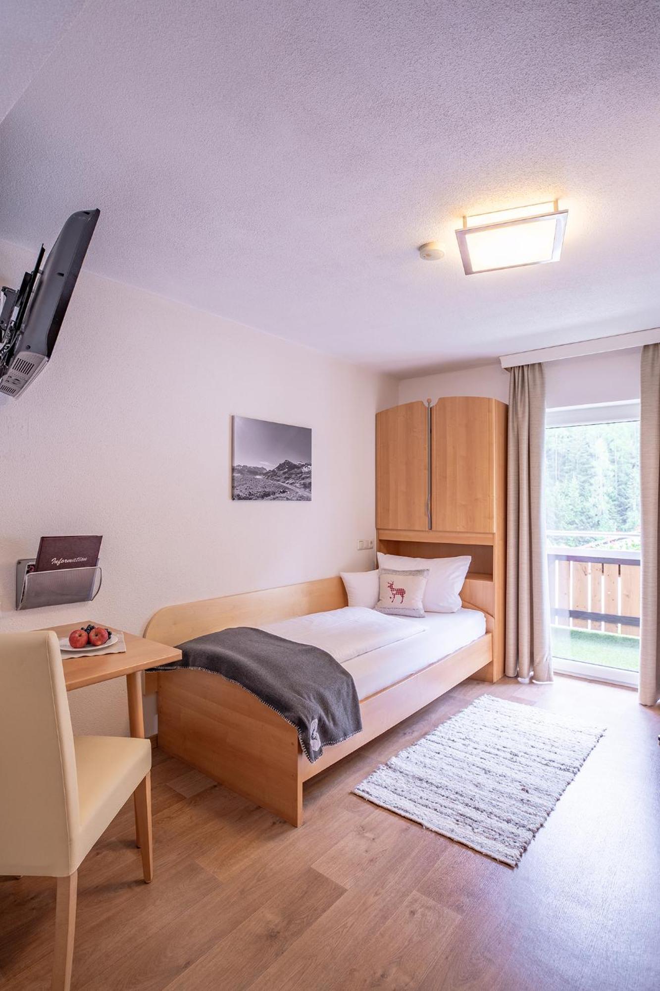 Patteriol Apart-Hotel-Garni Sankt Anton am Arlberg Exteriör bild